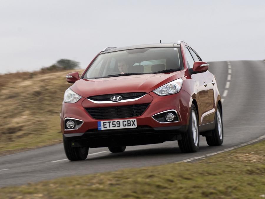  Hyundai ix35 2010 года  (UK) (фото 14 из 22)